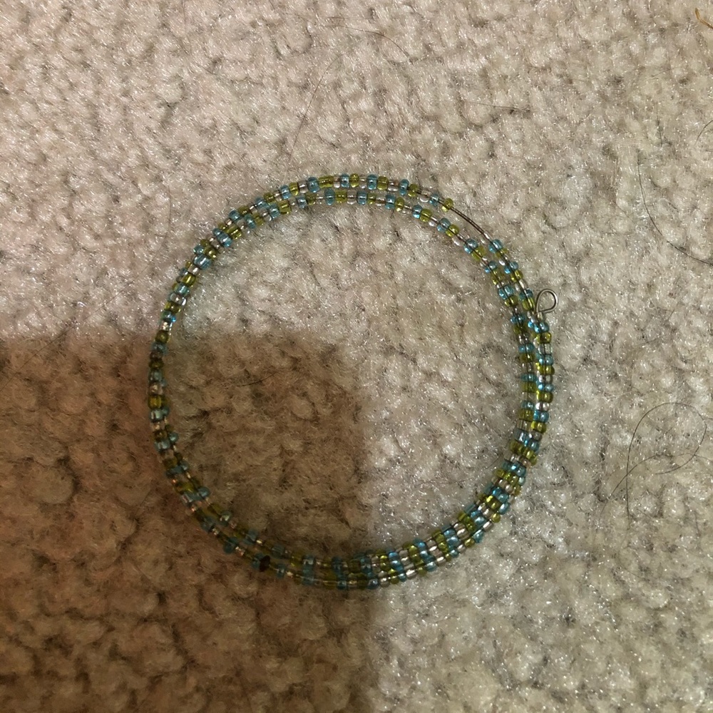 Wire bracelet - Picture 2 of 2